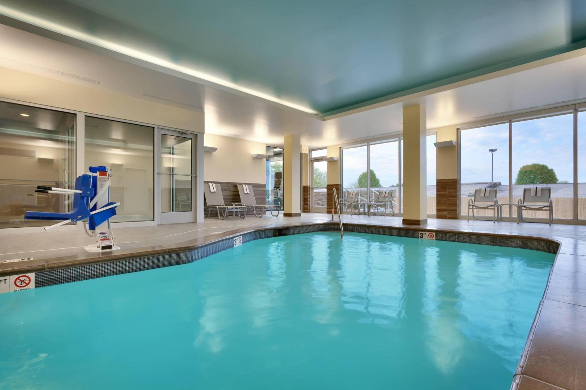 Fairfield Inn & Suites By Marriott Springfield North Esterno foto