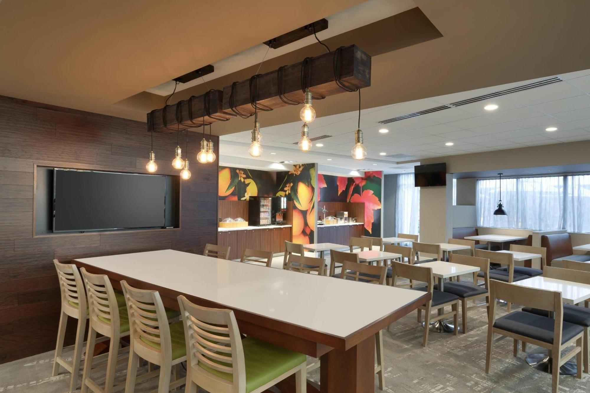 Fairfield Inn & Suites By Marriott Springfield North Esterno foto