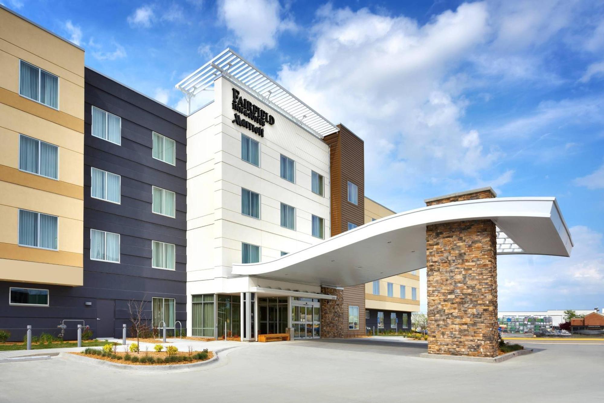 Fairfield Inn & Suites By Marriott Springfield North Esterno foto